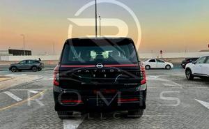 Nissan Patrol 2026 SUV Nero 8 Posti Fari a LED Trasmissione Automatica Pneumatici R20 - Product Image 2