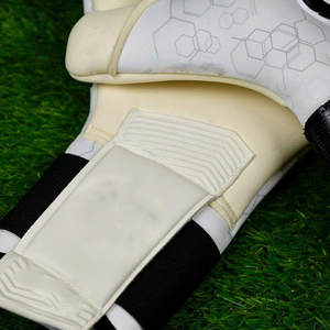 Gants de gardien de but professionnels de dernière conception 2023 Gants de gardien de but professionnels les plus vendus - Product Image 4