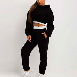 Ensemble de survêtement court pour femme, toucher doux, pour un port décontracté, survêtement athlétique court élégant pour femme - Product Image 1