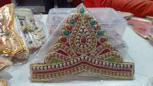 มงกุฎมุกุตผ้าไหมประดับตกแต่งวัด งานฝีมือ สำหรับพระพุทธรูป ขายส่งราคาดีที่สุด - Product Image 2