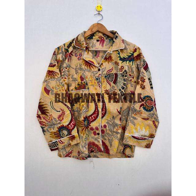 โกลเด้น