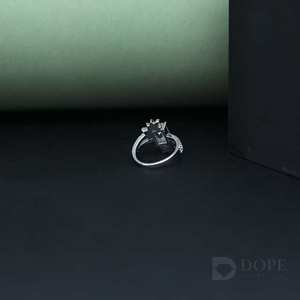 Anillos de Compromiso de Moissanita Unisex de Acero Inoxidable con Baño de Oro de 18 Quilates y Diseño de Vástago Dividido para Uso Diario - Product Image 4