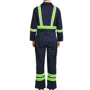 Combinaison de sécurité imperméable avec un design léger et durable Combinaison de sécurité haute visibilité avec bande réfléchissante - Product Image 2