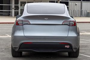 Tesla Model Y Long Range AWD Dual-Motor AWD 2024, autonomie de 310 milles - Product Image 4