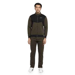 Conjuntos deportivos de dos piezas con sudaderas con cremallera cómodas para hombre, personalizados para entrenamiento y jogging. - Product Image 1