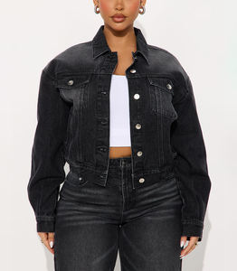 Veste en jean réversible pour femme, col rabattu, personnalisée, délavée à l'acide, en coton écoresponsable, coupe classique, collection Printemps/Hiver - Product Image 1