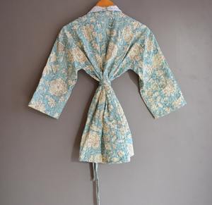 Veste blazer matelassée à imprimé floral fait à la main Style bohème veste chauffante pour le corps veste vêtements de plage hiver Kantha manteau matelassé - Product Image 2