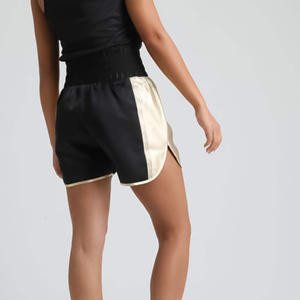 Pantalones cortos de boxeo para mujer personalizados OEM transpirable Fightwear con logotipo impreso proveedor de etiqueta privada para gimnasio y partidos - Product Image 4