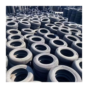 Chatarra de neumáticos de automóviles postconsumo suministrada para reutilización industrial con calidad clasificada y opciones de envío a granel - Product Image 2