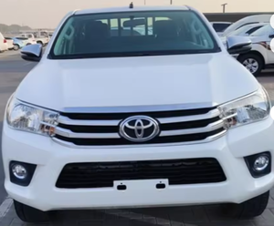 Camioneta 4x4 2022 con Motor de Gasolina de 2700CC y Volante a la Izquierda - Product Image 2