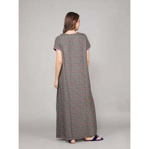 Chemise de nuit longue décontractée pour femme Alpine, en tissu tissé doux et respirant avec poche latérale, confortable et maxi - Product Image 5