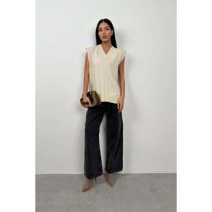 เสื้อสเวตเตอร์โอเวอร์ไซส์ วี ยาคา - สีเบจ - สีเบจ - Product Image 1