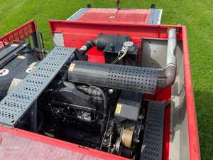 Moissonneuse-batteuse Massey Ferguson 265HP à prix réduit en stock, prête pour l'expédition - Product Image 6