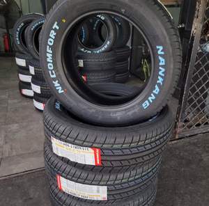 Pneus radiaux de qualité Express Plus 215/60R16 à vendre - Product Image 4