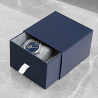 Boîte d'emballage coulissante pour montre, en carton rigide bleu foncé, avec ruban blanc, personnalisée OEM, pour boutique de montres