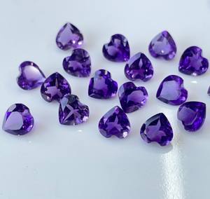 Amatista natural 10mm Corte de corazón Facetado-Corte de corazón de amatista púrpura suelto Calidad superior - Product Image 6