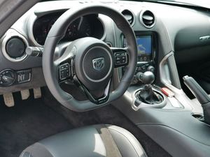Offre Spéciale : Dodge Viper GTC RWD d'occasion, propre et prête à être expédiée - PRÊT À LIVRER - Product Image 2