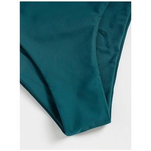 Conjunto de bikini de lujo para mujer, cómodo y ligero con características antiarrugas, superventas, últimos diseños con logotipo frontal - Product Image 4