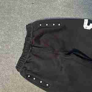 Pantalones de Lona Estampados Personalizados para Hombre, Ecológicos, Transpirables, Ligeros, Estilo Casual, Hechos en Pakistán - Product Image 6