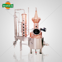 Distillateur hybride cuivre-acier inoxydable 600L avec pompe et moteur PLC pour la production de brandy de fruits, grappa, whisky et gin