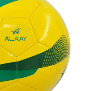 Balón de fútbol de PVC con logotipo personalizado de Alaay, tamaño estándar de fútbol cosido a máquina de alta calidad para premios de fábrica - Product Image 3