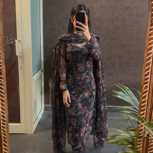 Anvika Mystical Weaves of India Salwar Glorious Twirls in Timeless Heart Patterned Hues Enraciné dans la culture Danser avec des couleurs - Product Image 1