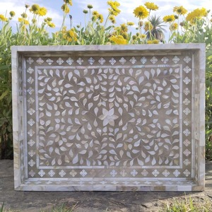 Plateau de service en nacre de qualité supérieure pour servir des collations, des boissons et des desserts disponibles à un prix abordable - Product Image 6