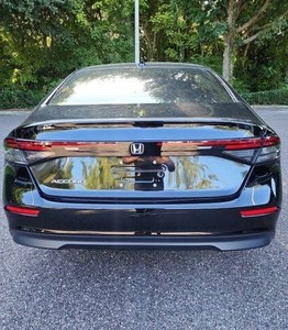 2023 H o n d a Accord EX FWD D'OCCASION - Product Image 1