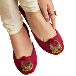 Service OEM, dernière conception de Khussa, qualité supérieure, matériau en velours, couleur personnalisée, antidérapant, imprimé, tendance de la mode - Product Image 1