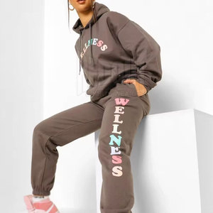 ชุดวอร์มพิมพ์ลายสำหรับผู้หญิงชุดออกกำลังกายพิมพ์ลายโลโก้แบบกำหนดเอง - Product Image 1