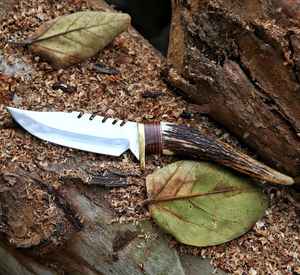 Cuchillo de Supervivencia Personalizable de Primera Calidad, OEM, de Acero con Alto Contenido de Carbono, con Mango para Acampar al Aire Libre y Funda de Cuero - Product Image 3