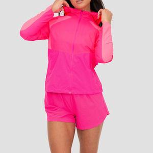 Conjunto de Chaqueta y Cortavientos de Dos Piezas Transpirable de Alta Calidad para Mujer, Personalizado 2025, con Mangas Largas y Pantalones Cortos para Correr - Product Image 3