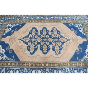 Alfombra Turca Vintage de 4.9x7.3 pies, Alfombra Azul de Lana con Parches, Respaldo de Látex, Alfombra Ecológica - Product Image 4