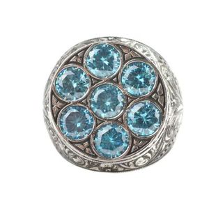 Bague pour homme en argent sterling 925, fabriquée à la main, avec 7 pierres d'aquamarine serties clos, motif colonne gravé, pour usage quotidien, certifiée IGI - Product Image 4