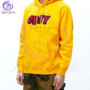 Vêtements pour adultes avec tarif de gros Conception unique Personnalisez votre propre logo en broderie chenille Sweats à capuche de style pull en coton - Product Image 2