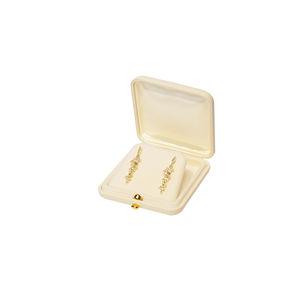 Elegante estilo italiano cuadrado impreso joyería embalaje cubierta solapa pendiente caja para el Día de San Valentín - Product Image 3