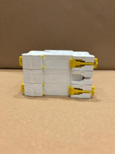 Schneider Acti 9 iC60N-disyuntor miniatura-3P-1A - C curva A9F74301 - Product Image 3