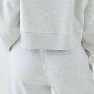 เสื้อฮู้ดเนื้อนุ่มพิเศษสำหรับผู้หญิง ให้ความอบอุ่นสมดุลและระบายอากาศได้ดีสำหรับฤดูหนาว ตะเข็บทนทานและวัสดุคุณภาพสูง - Product Image 6