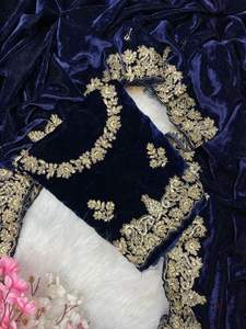 Magnifique sari indien en velours avec blouse, broderie de séquence de créateur de mode, dernière collection exclusive pour les fêtes, les mariages et les occasions spéciales - Product Image 6