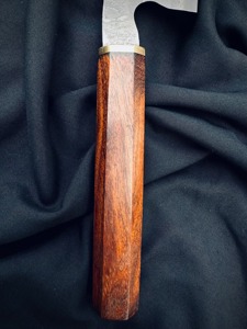 Couteau de cuisine professionnel fait à la main en acier au carbone avec manche en bois de rose de haute qualité - Product Image 5