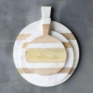 Planche à découper en bois et marbre avec une surface polie idéale pour rouler la pâte et créer de belles pâtisseries - Product Image 5