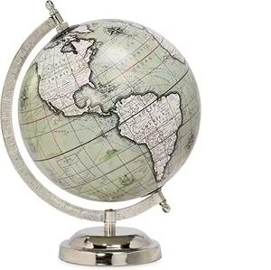 Accent de table décoratif Globe en laiton vintage pour bureau et décor maritime intérieur de maison - Product Image 4