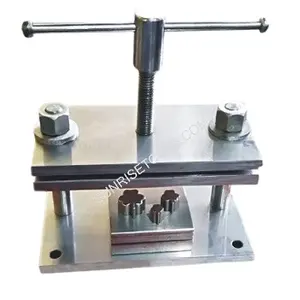 Top Product 280-PRESS uses Manual press for disc cutters. This is very safe and secure
