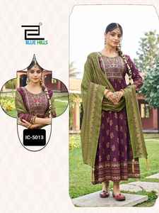 Traje de Anarkali de rayón pesado con bordado y trabajo de impresión con estampado de Chanderi pesado Dupatta - Product Image 3