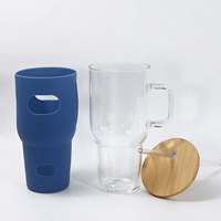 Keluaran baru kapasitas besar 32oz Tumbler kaca dapat digunakan kembali botol air kaca dengan tutup bambu dan lengan silikon