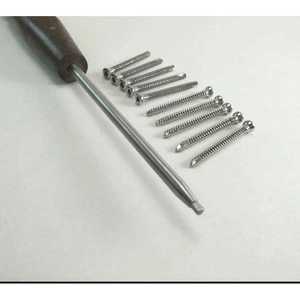 4.5mm Cortical <b>Screws</b> Self-Tapping 101pcs <b>Set</b> | Stainless Steel Veterinary Orthopedic | Dentavex corporation - Product Image 1