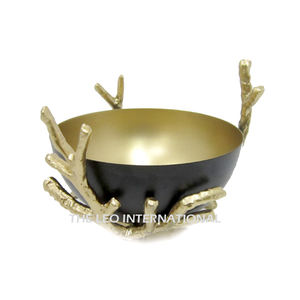 Golden Plated Polished Leaf Shape Design <b>Bowl</b> Aluminum Metal Serving Fruits <b>Snacks</b> Home Decorative <b>Bowl</b> - Product Image 4