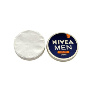 การดูแลผิวประจำวันเพื่อผิวสม่ำเสมอ และ นีเวีย เมน ดาร์ก สปอต รีดิวซ์ ครีม ลดเลือนจุดด่างดำ - Product Image 1