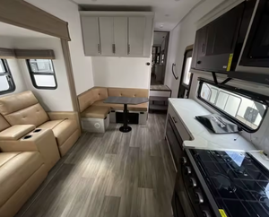 Autocaravana/Remolque de Viaje Dutchmen Astoria 260RK 2025 2024 2026 - Product Image 3