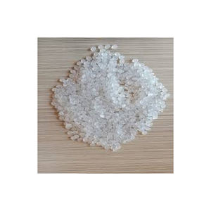 Gránulos de LLDPE de uso versátil, material plástico flexible al por mayor, entrega a granel - Product Image 2